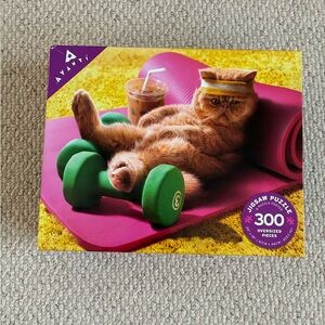 Avanti Cat Puzzle with Green and Yellow Accents